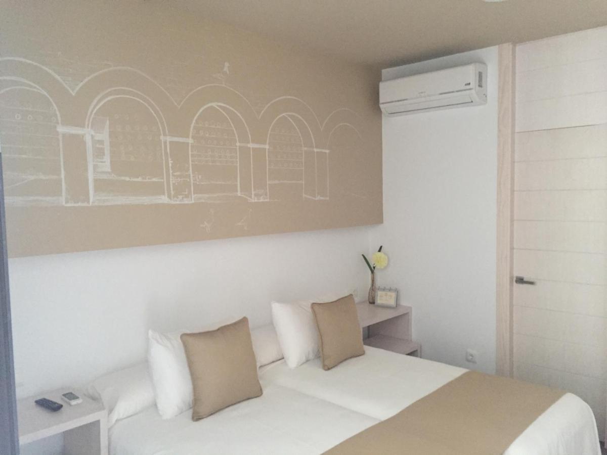 La Pasajera Hostal Boutique コニル・デ・ラ・フロンテラ エクステリア 写真