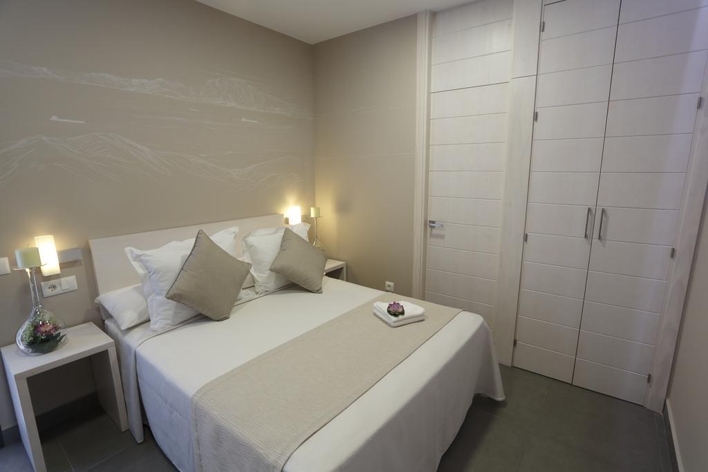 La Pasajera Hostal Boutique コニル・デ・ラ・フロンテラ エクステリア 写真